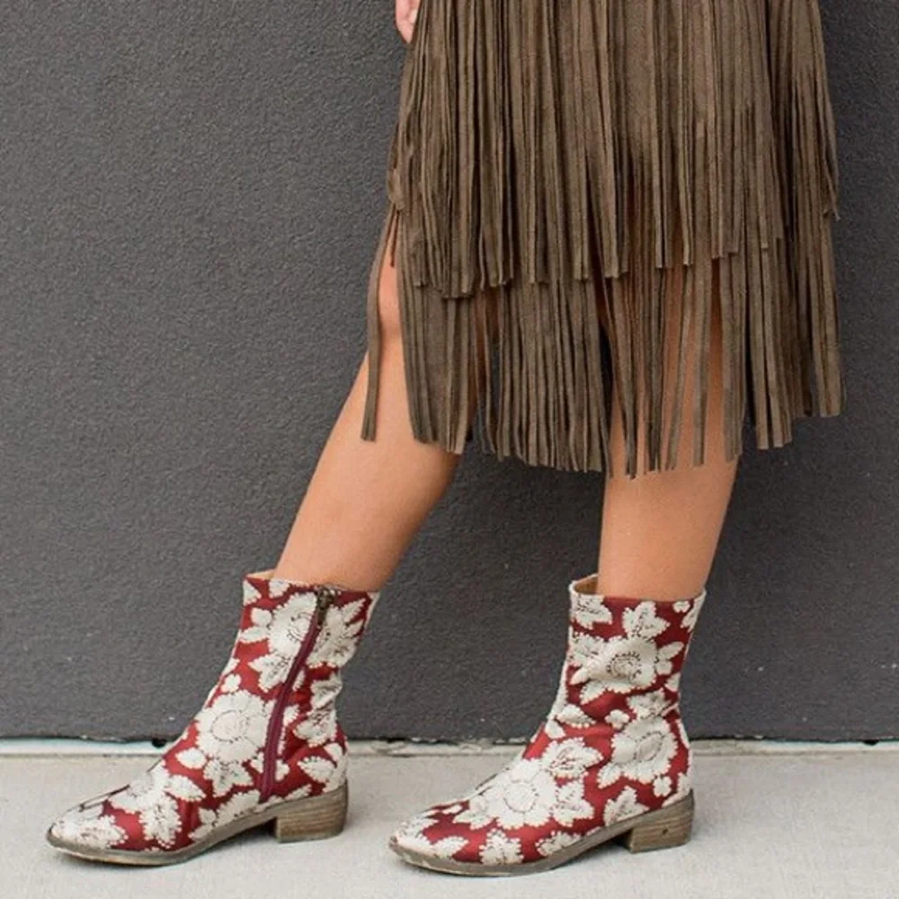 Joyfolie Red Floral Wren Booties - Girls Size 1